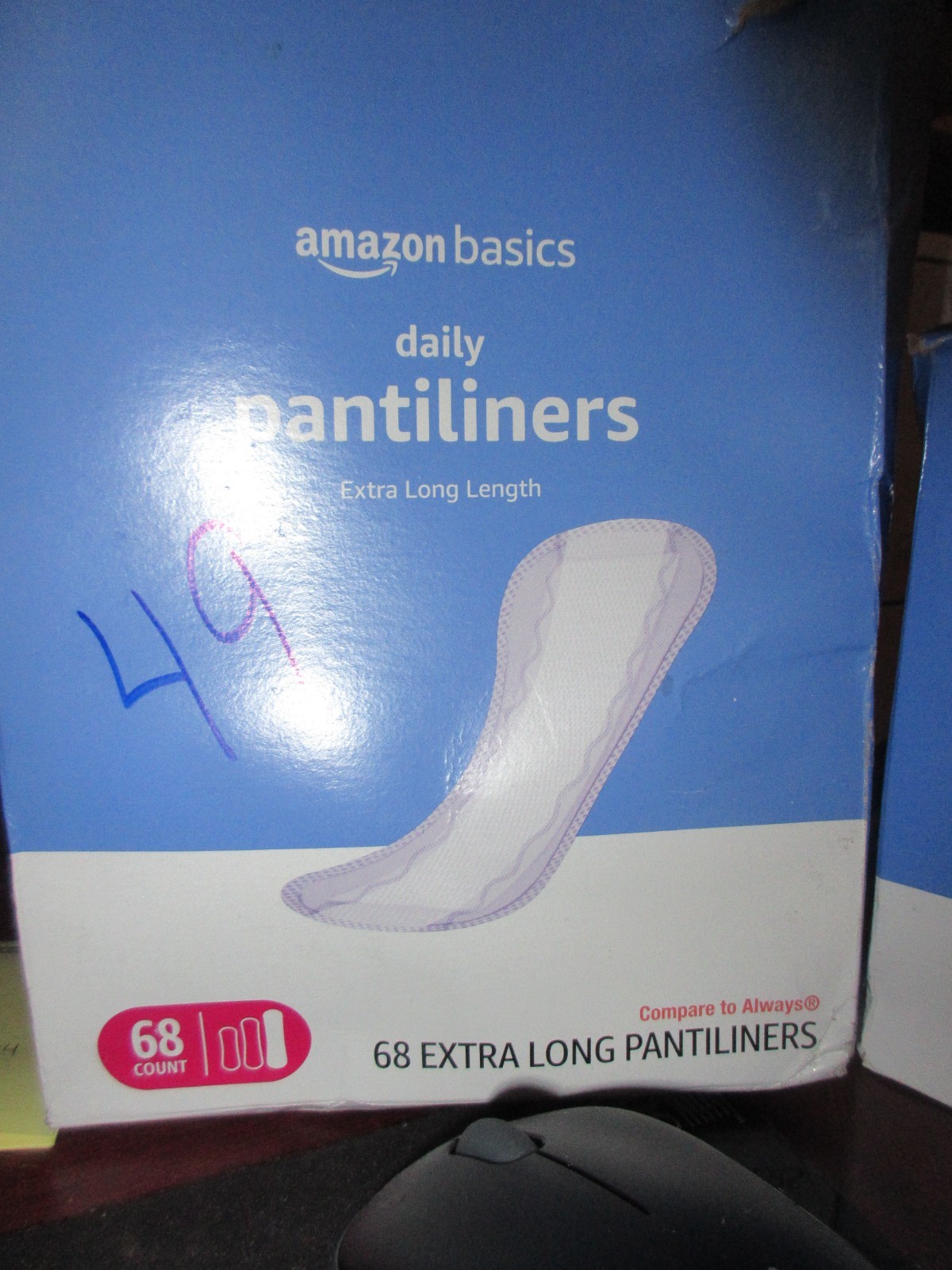 Amazon Basics Daily Pantiliner Long Length Pad for Women’s Unscented 49 Count